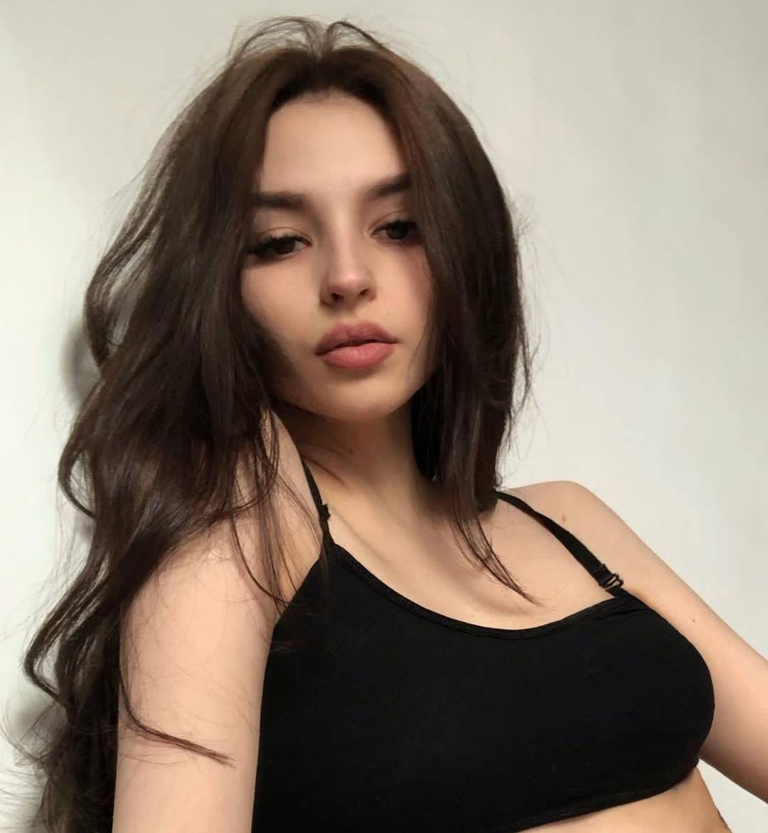 Sefaköy Escort Bayan Gizemle Tutkulu Bir Deneyim Yaşayın
